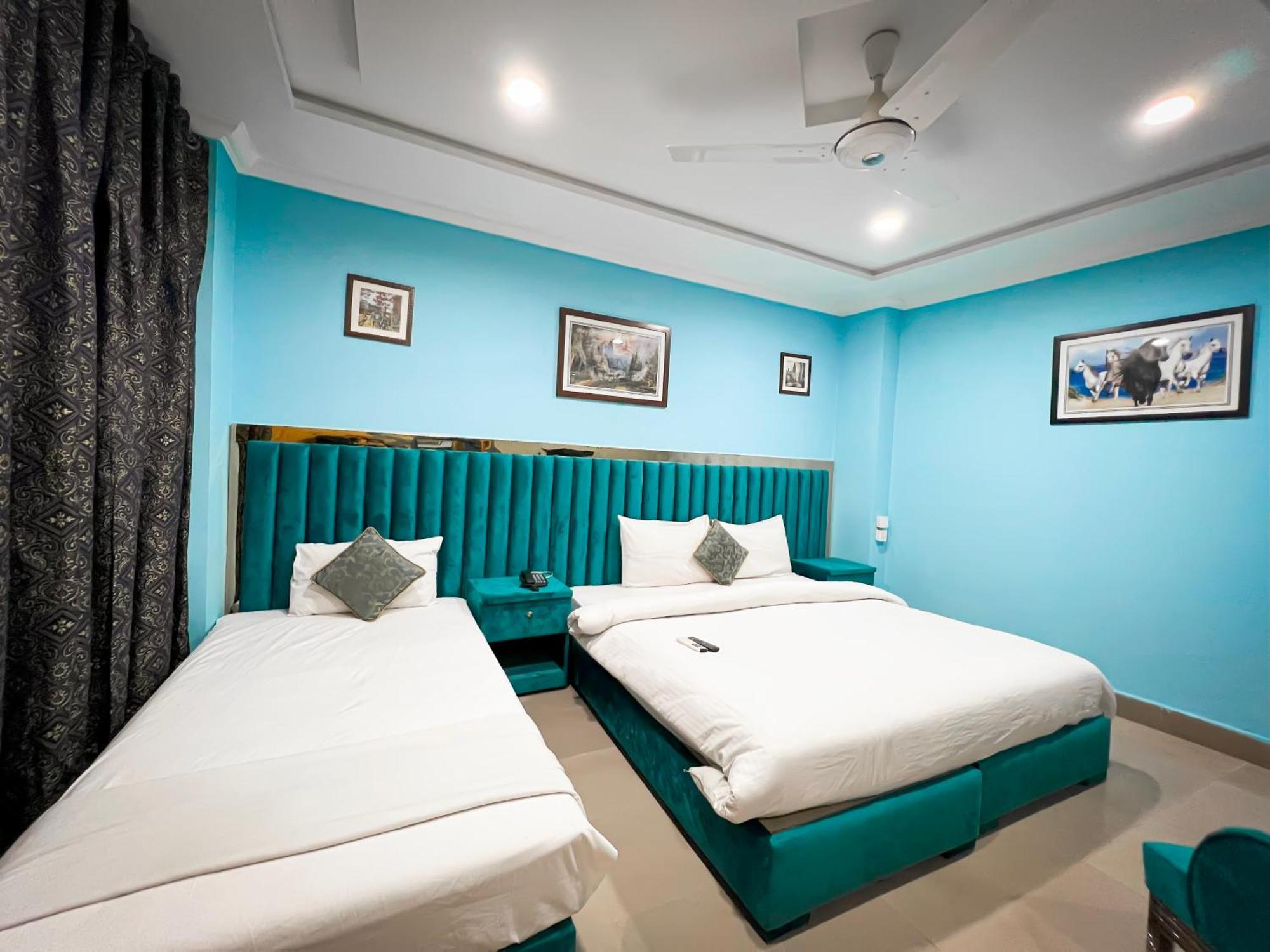 Hotel Crown Inn Мултан Екстер'єр фото